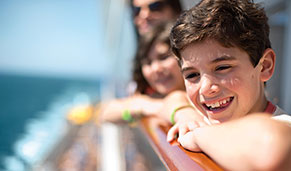 Cruceros familiares con Carnival. CrucerosIslasGriegas.com